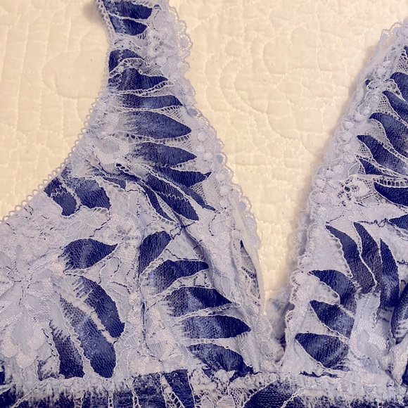 Bralettes - Picture 2 of 3